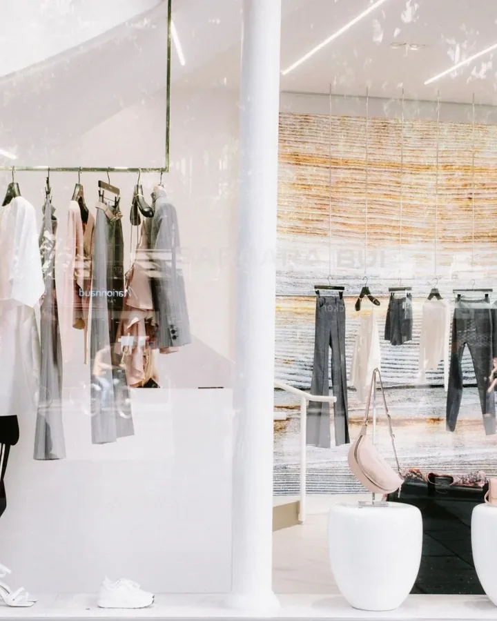 Không gian shop